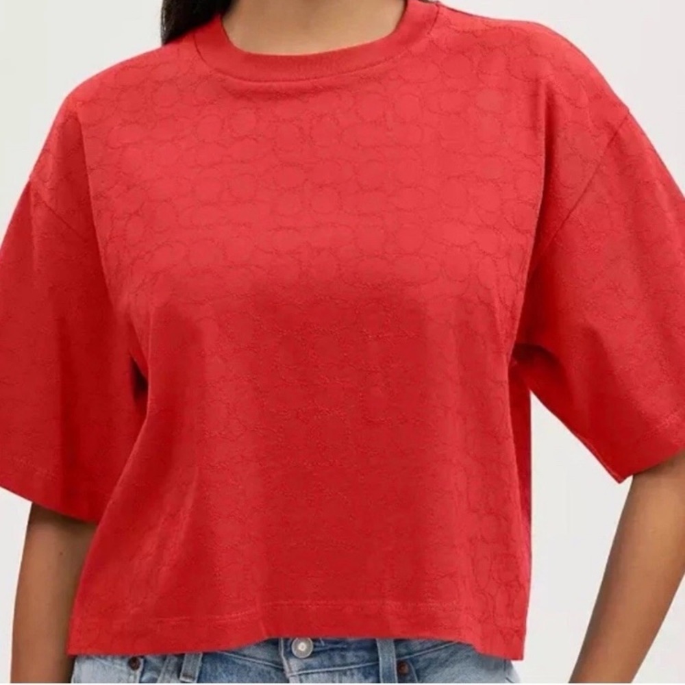 Coach Women's Signature C Large Red Cropped T-Shirt NWT - Picture 4 of 6